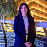 Ophthalmology doctor wishing to help students become more knowledgeable and confident